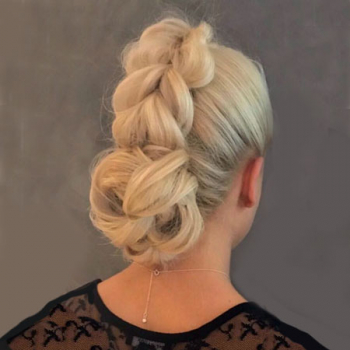 All You Need To Know About Going Blonde – Top Tips from Mova Hair Salons in Staines & Virginia Water