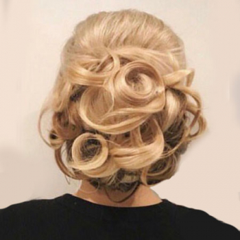 All You Need To Know About Going Blonde – Top Tips from Mova Hair Salons in Staines & Virginia Water